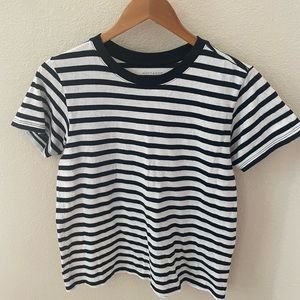 Mott and Bow Classic Crew Sara Navy and White Striped T-Shirt, Size Small